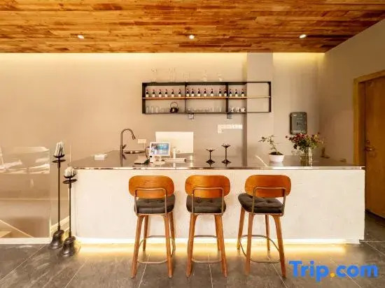 Lu Ming Bieyuan · Independent Villa Homestay (Xi'an Bell and Drum Tower as well as City Wall Store)
