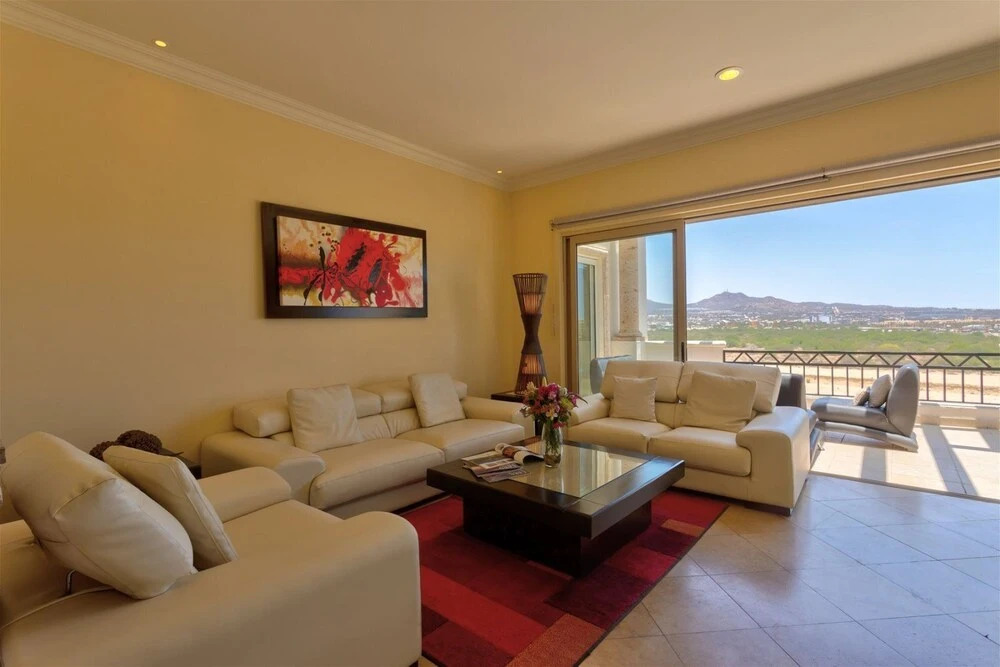 The Village 601 Beautiful Penthouse With Ocean Views