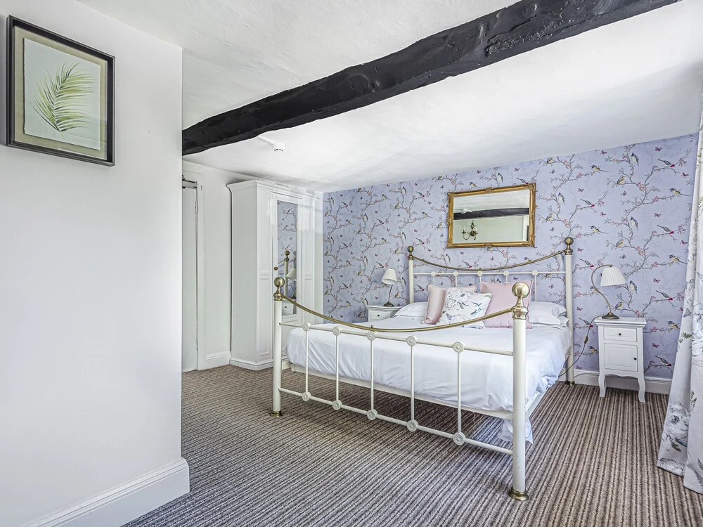Dragon House Hotel