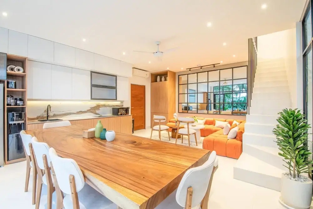 Opulent 6 BR in Canggu, 300m to Café Del mar