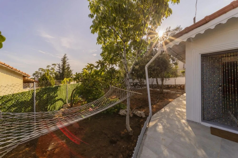 Serene House With Sea View and Garden in Muratpasa