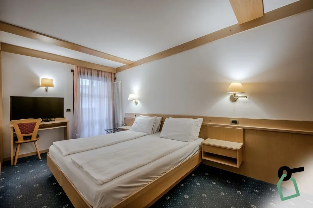 HOTIDAY Room Collection - Campitello