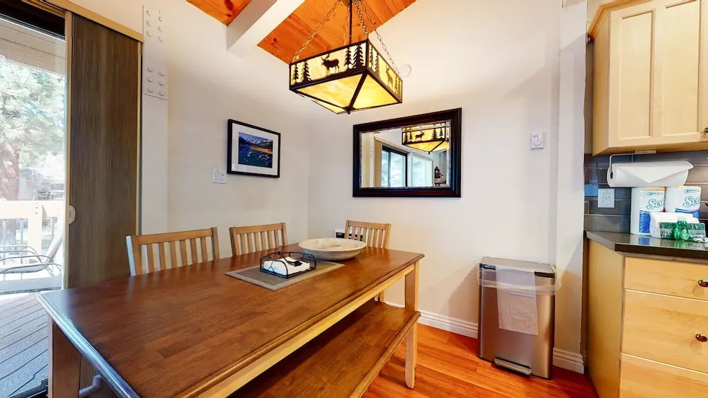 Villa De Los Pinos Year-Round Activities Nearby Shopping & Restaurants