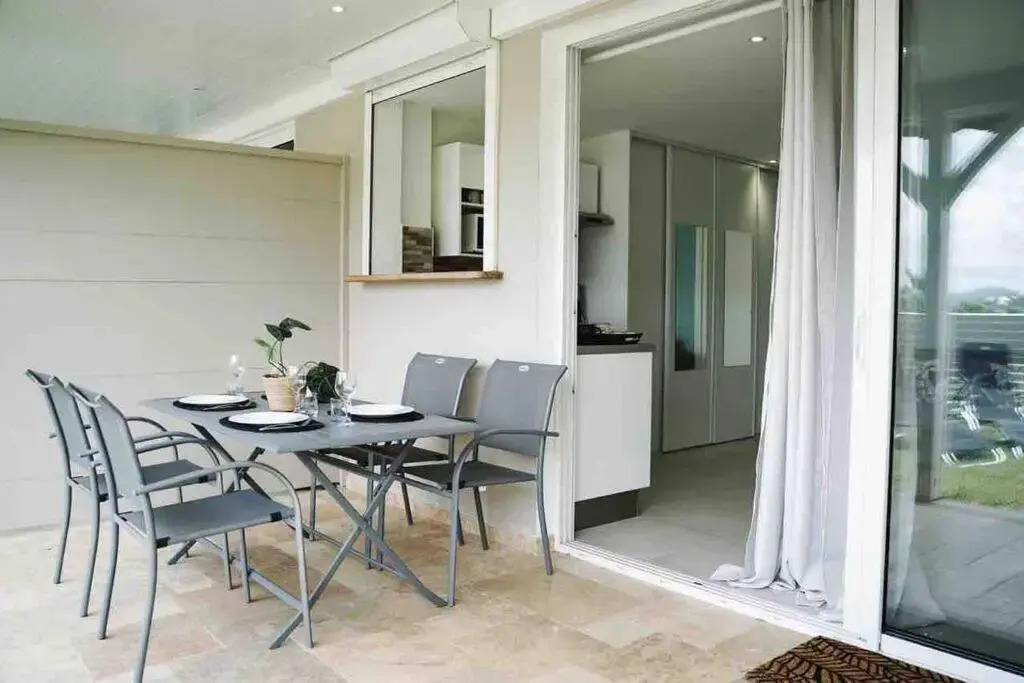 Les Alizés Bleus - Cosy appartement avec piscine
