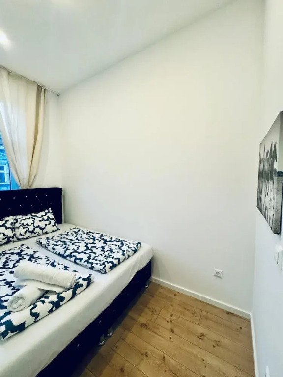 Comfortable 3BR Stay Kaufpark Area