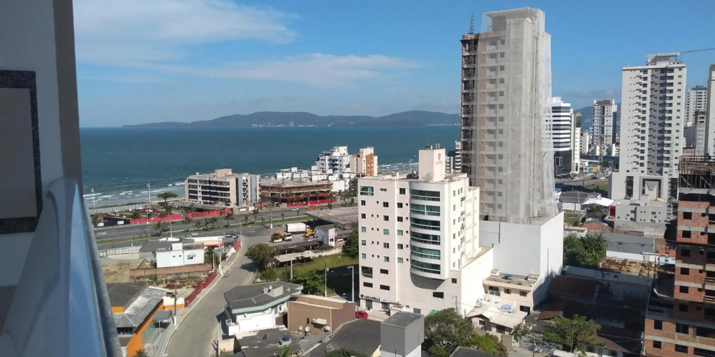 Apartamento Itapema, a 10 minutos do Mar MeiaPraia