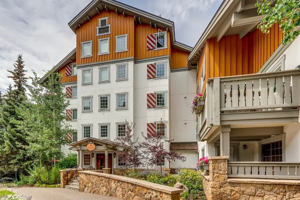 1-9 Vail Rd #25
