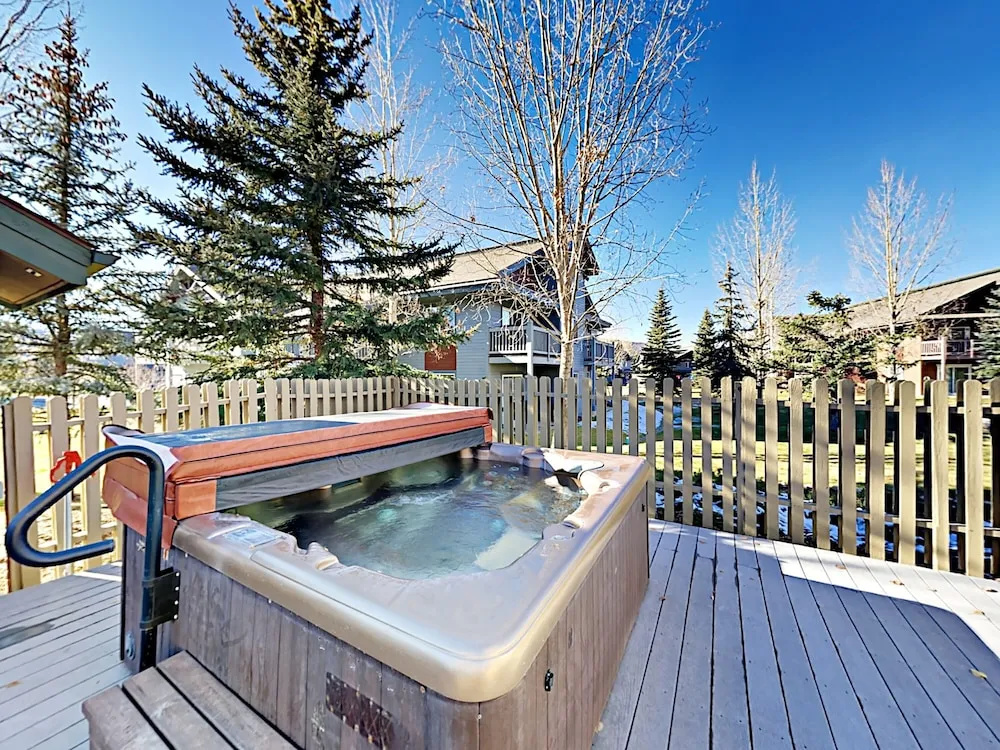 1395 Morgan Ct Condo Unit 702