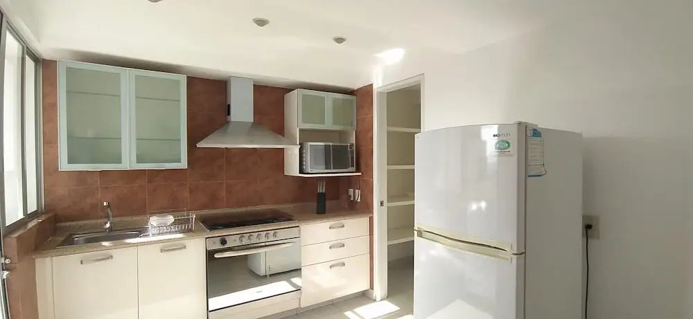 Capitalia 3 BR Familiar Apt at Santa Fe With Free Parking