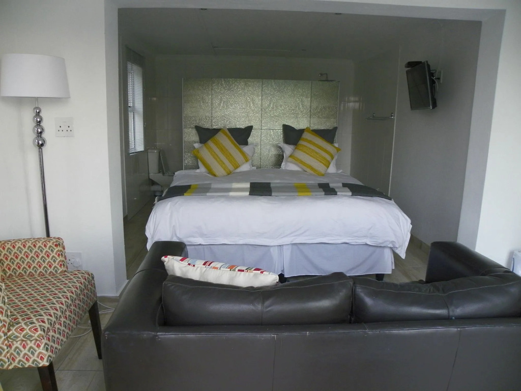 Blue's Guest House