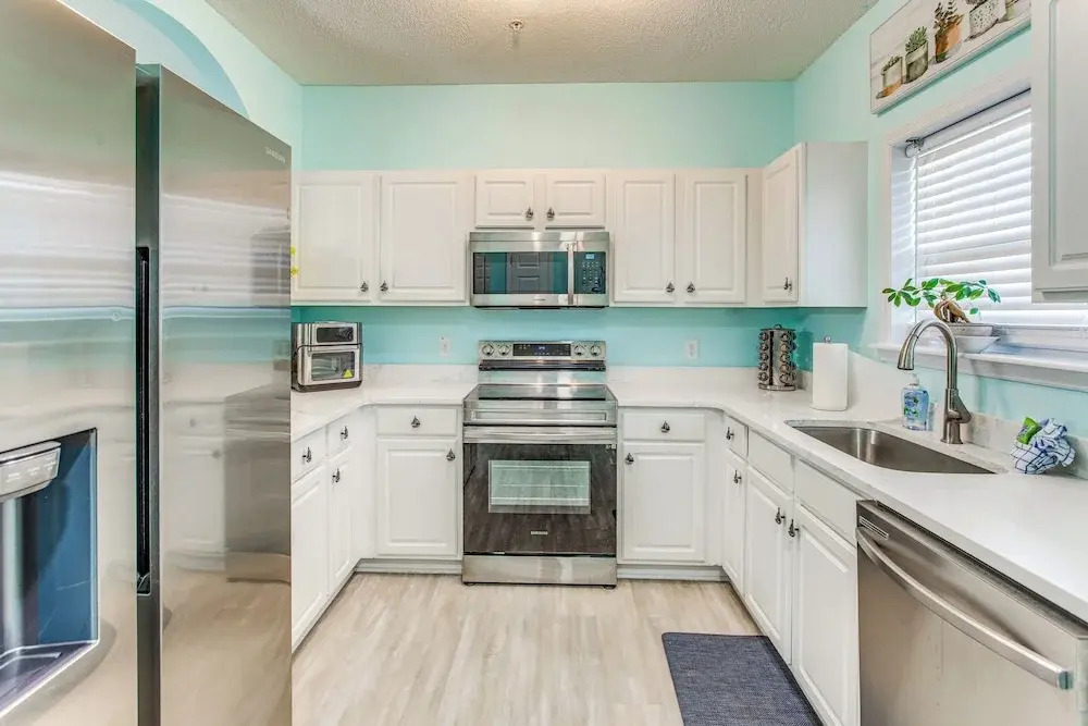 Luxury 1st-floor Barefoot Resort Condo!