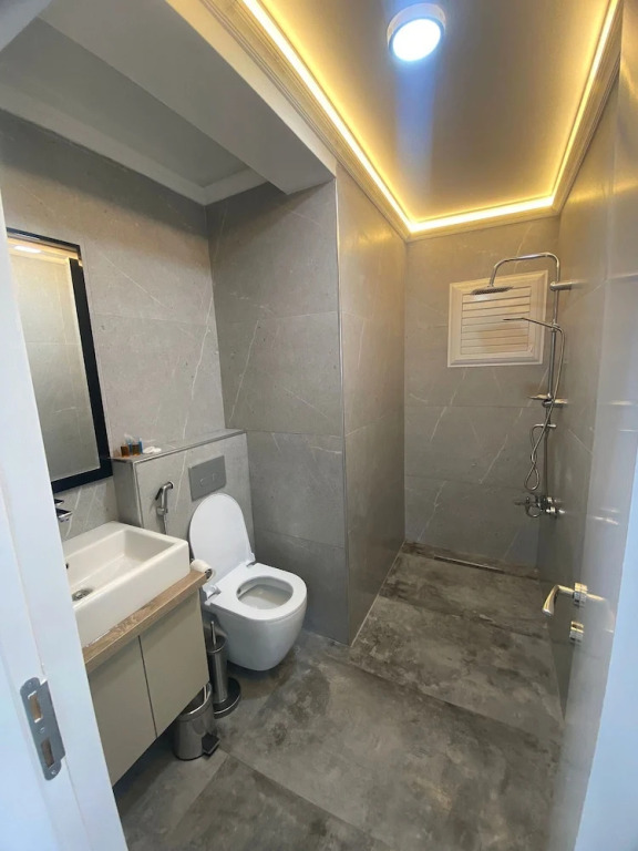 Golden Life Suite
