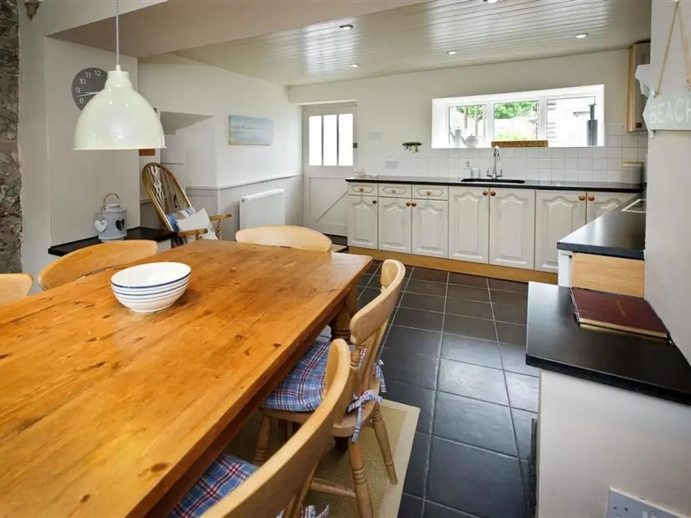 Snug Cottage With Lovely, Private Garden, Just Outside Abersoch