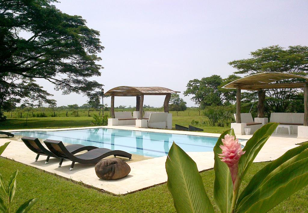 Hotel Cinaruco Caney
