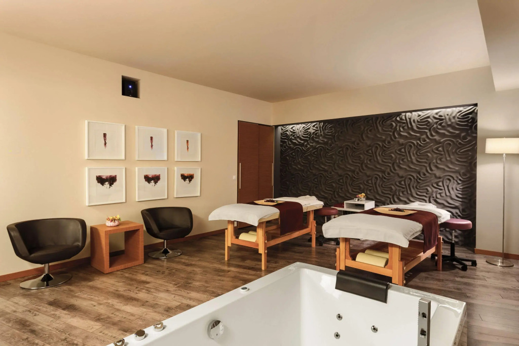 Ramada by Wyndham Oradea