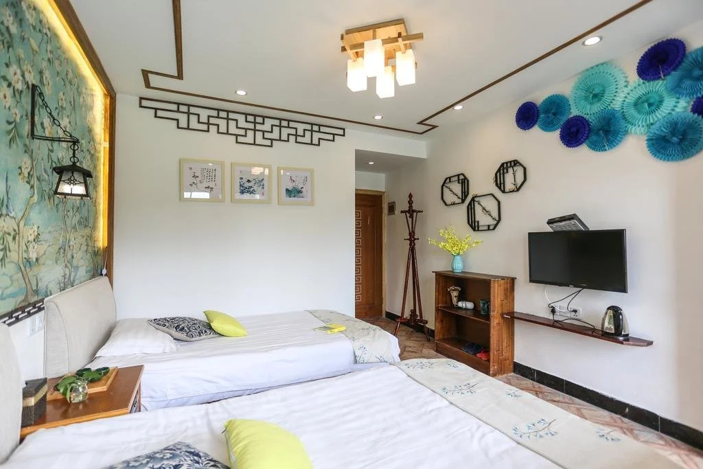 Wuzhen Riverside Boutique Hostel