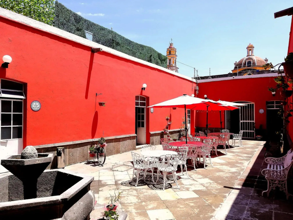 Urbania Hostels