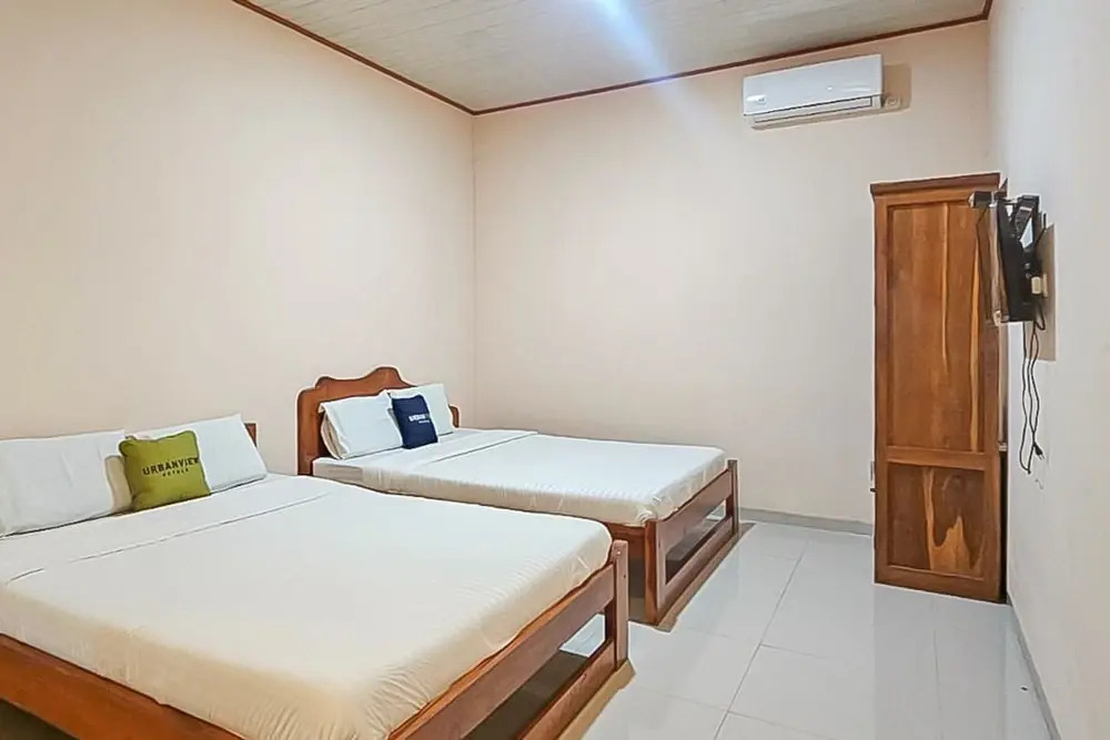 Urbanview Syariah Pendopo Tumaritis Cianjur