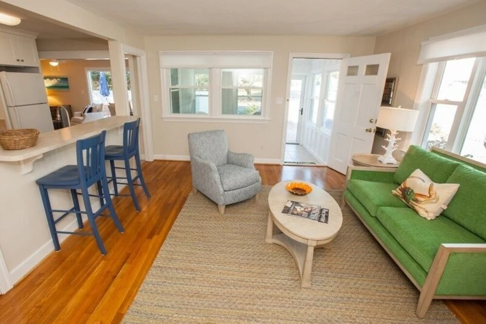 81st Summer A 2 Bedroom Duplex