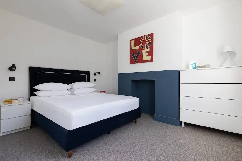 Whittlesey Street II by Onefinestay