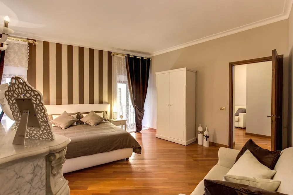 Maison De Luxe Navona