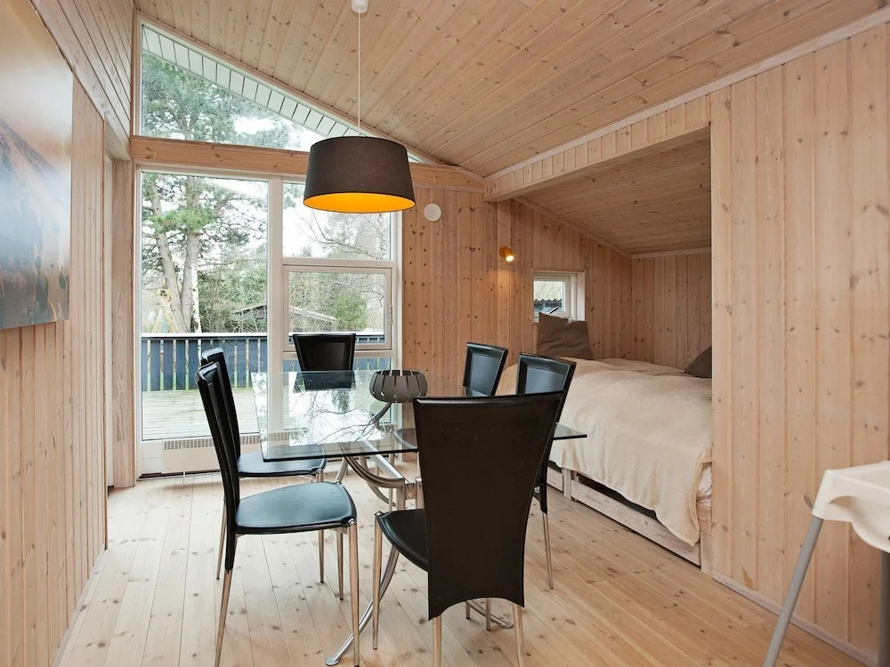 Rustic Holiday Home in Hovedstaden near Sea