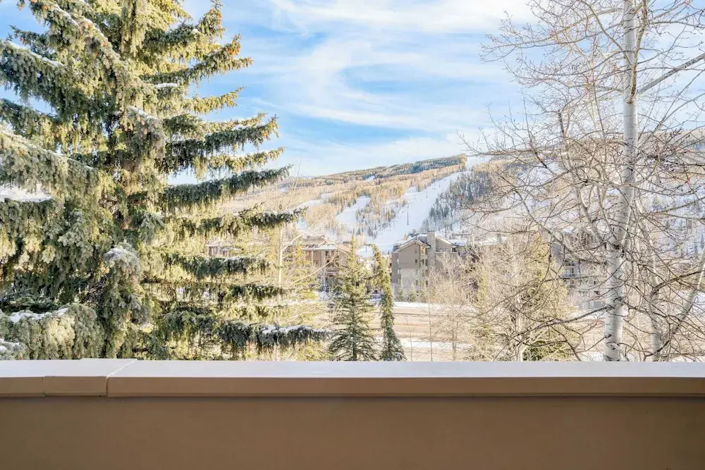 Sun Vail 24A