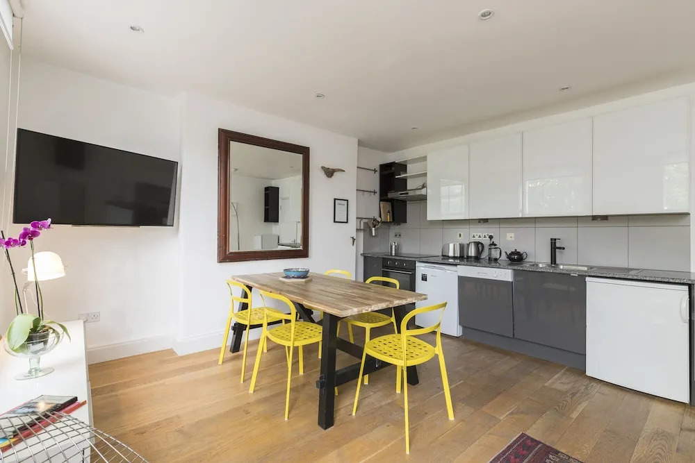 Modern 3BR Flat Close to Angel Station
