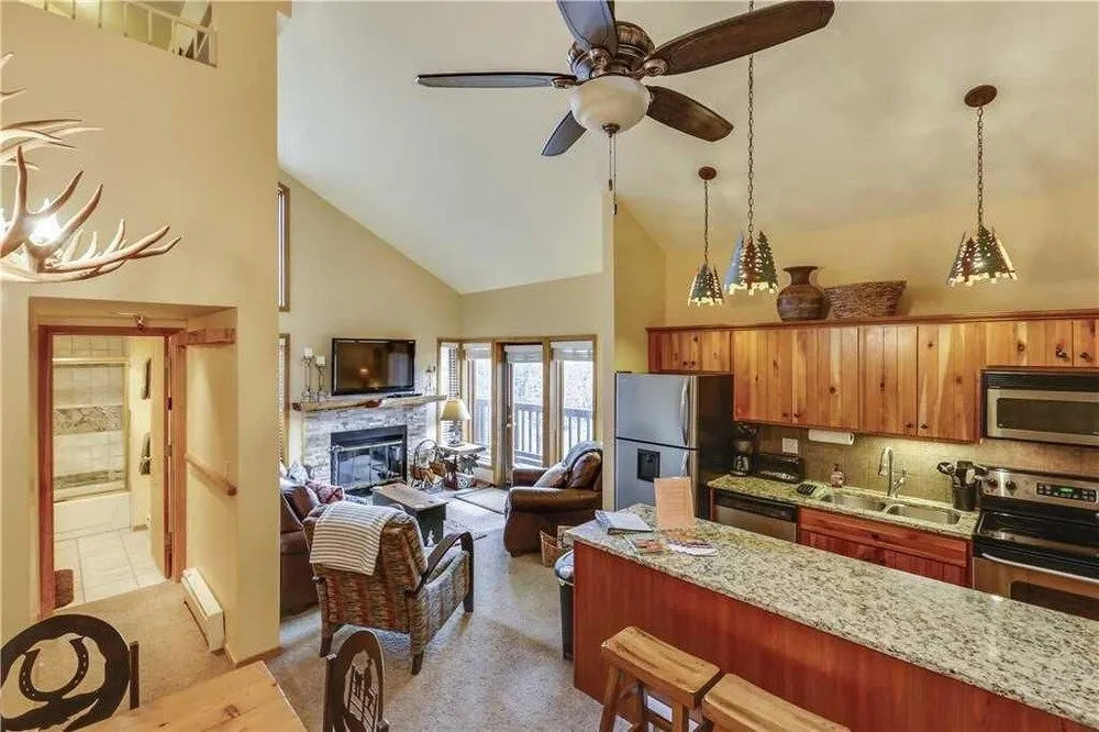 TYRA SKI IN OUT 4 BR Condo