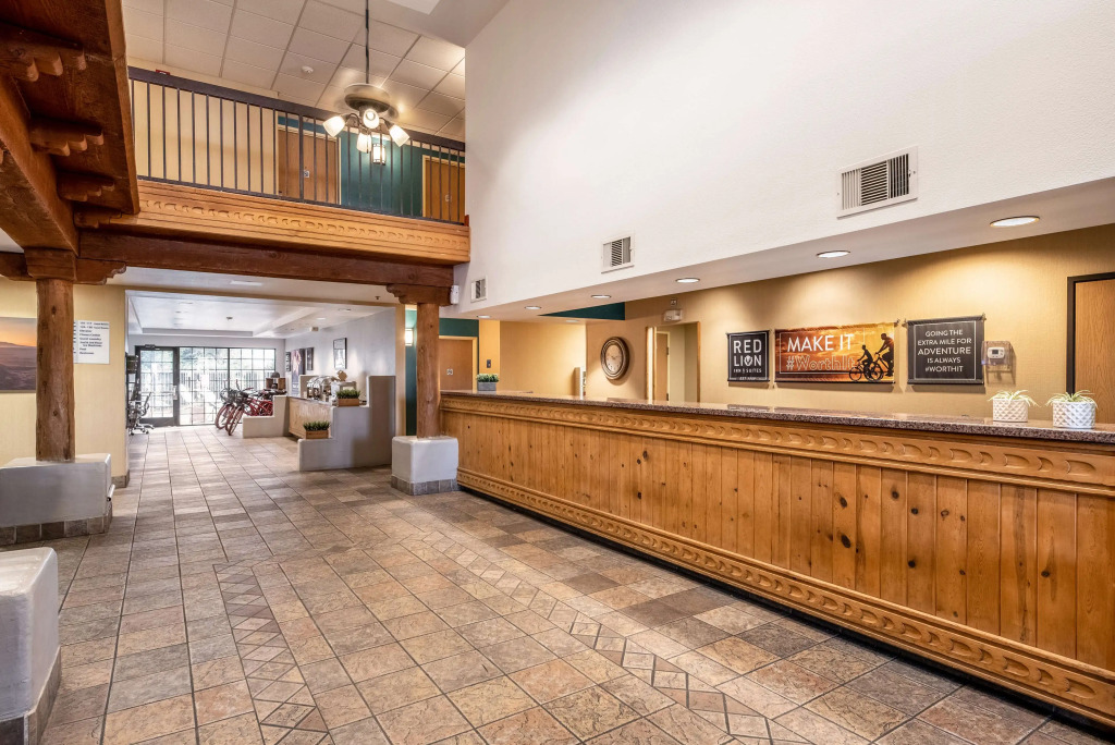 Red Lion Inn & Suites Goodyear Newly Renovated
