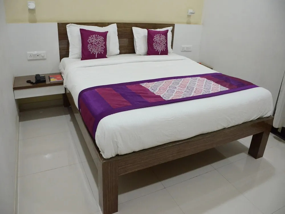 OYO 4017 Hotel Grand Ashwin 1