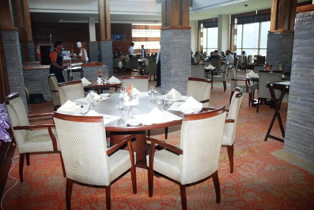 Mir Continental Hotel