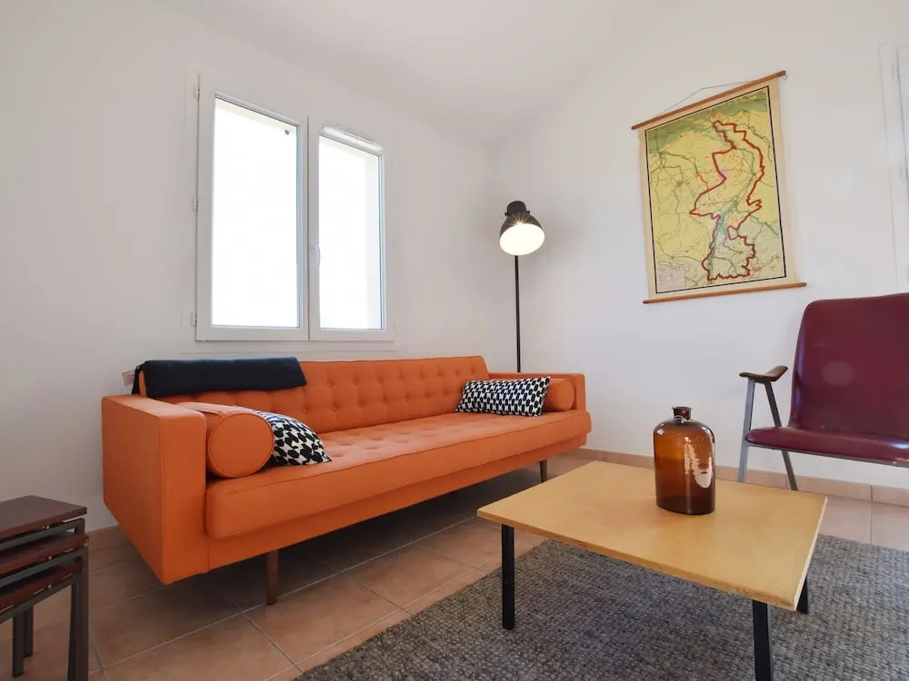Beautifully located holiday villa with private swimming pool and lovely view!