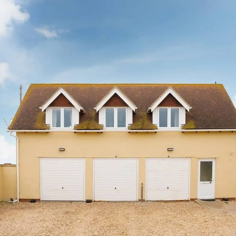 Lovely Selsey Apartment With sea Views Sleeps 4
