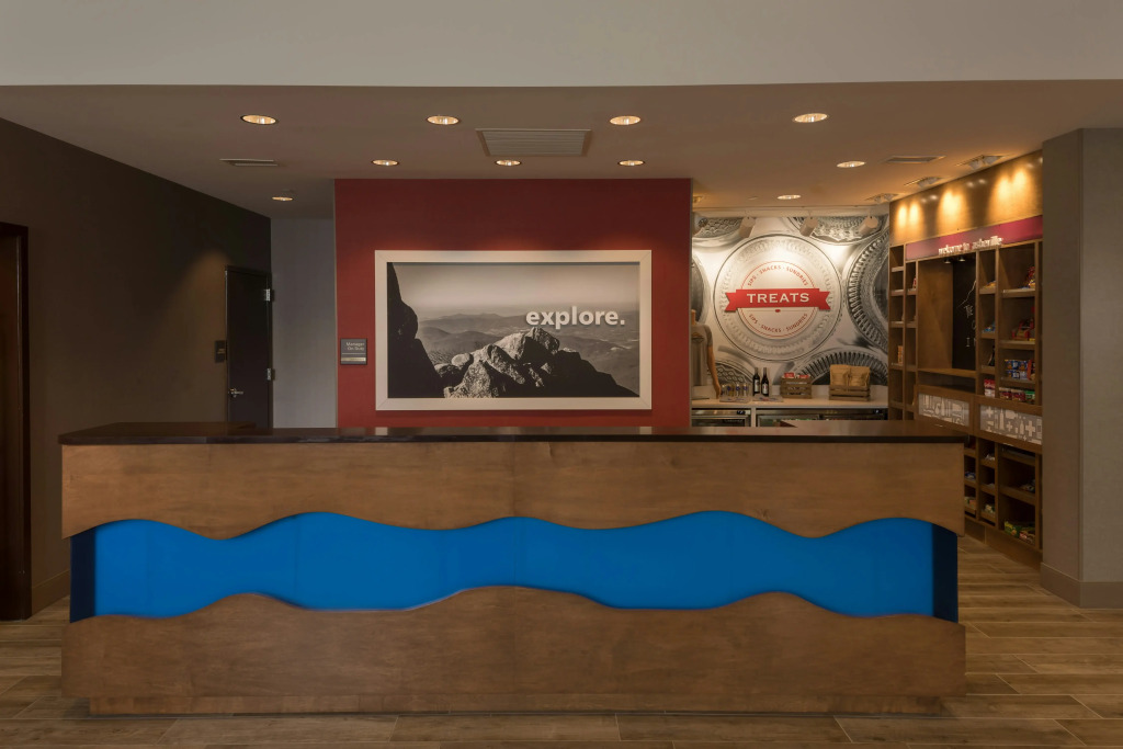 Hampton Inn & Suites-Asheville Biltmore Village, NC