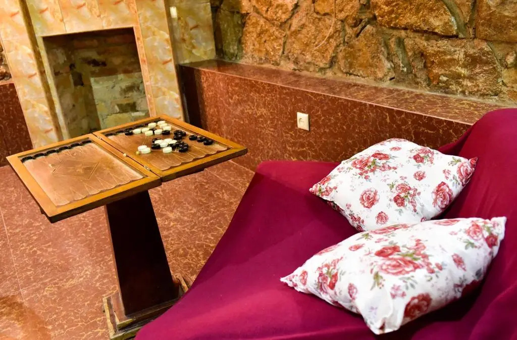 Corner 33