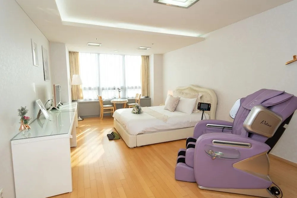 Incheon Airport Capsule Hotel No.1