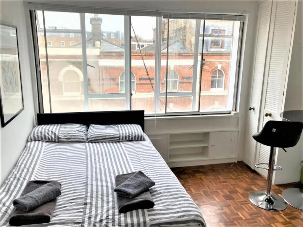 Bright & Modern Studio flat in Paddington - Zone 1