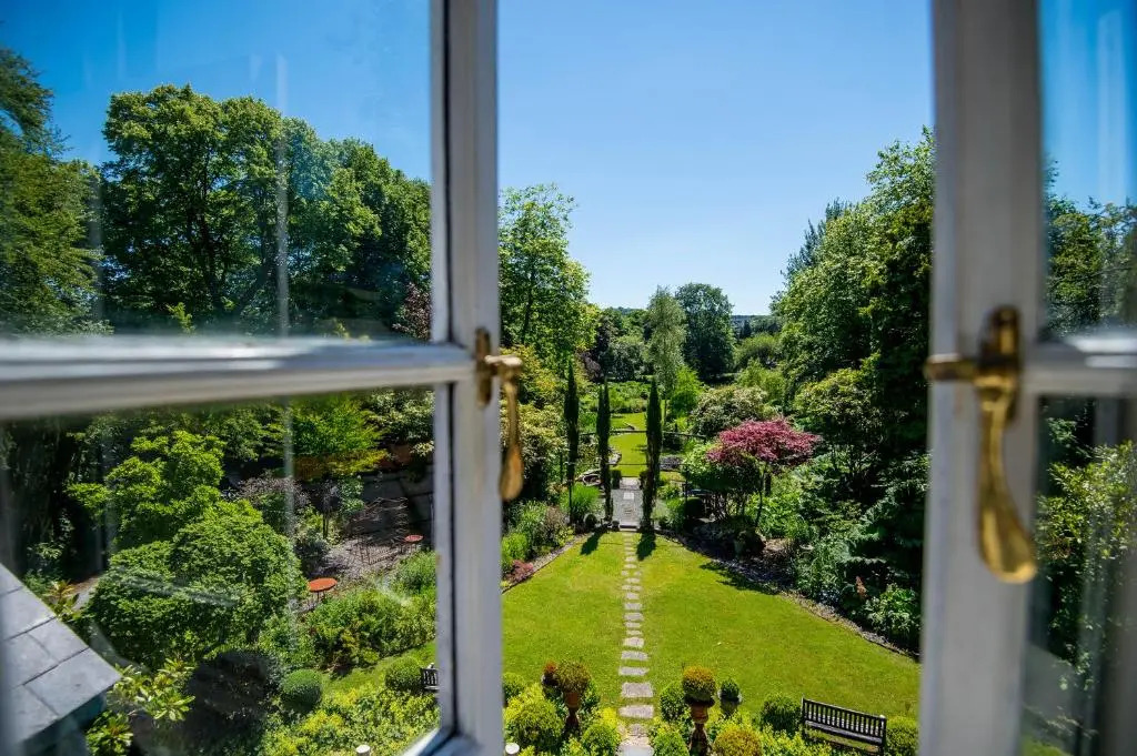 The Cors - Charming Country Escape for Large Family Groups