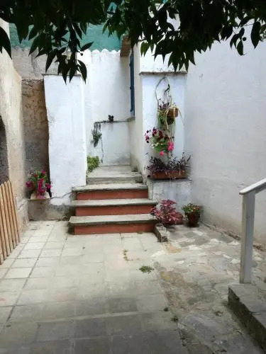 Gigias House