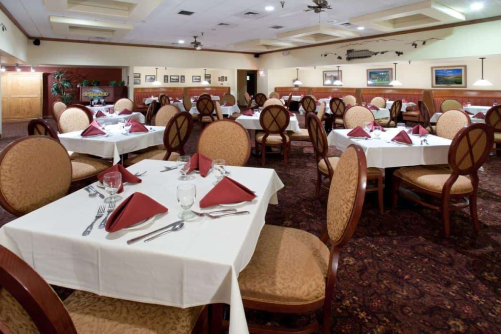 Ramada Plaza by Wyndham Sheridan Hotel & Convention Center