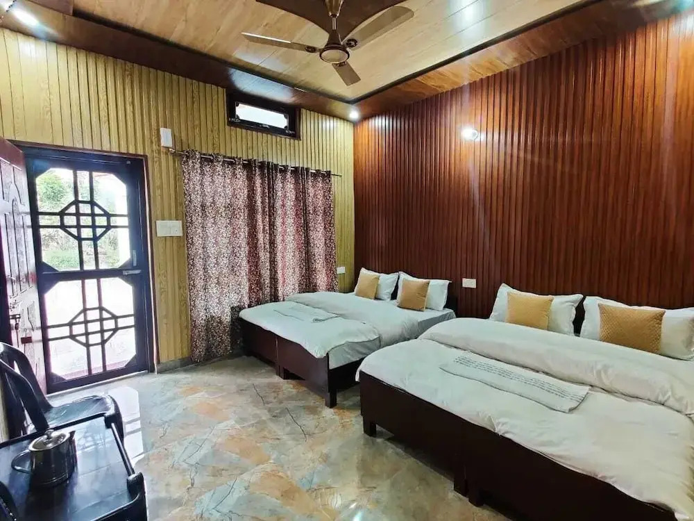 Shiv Vilas palace