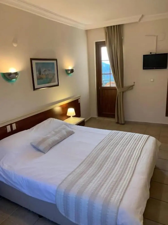 Olympos Hotel