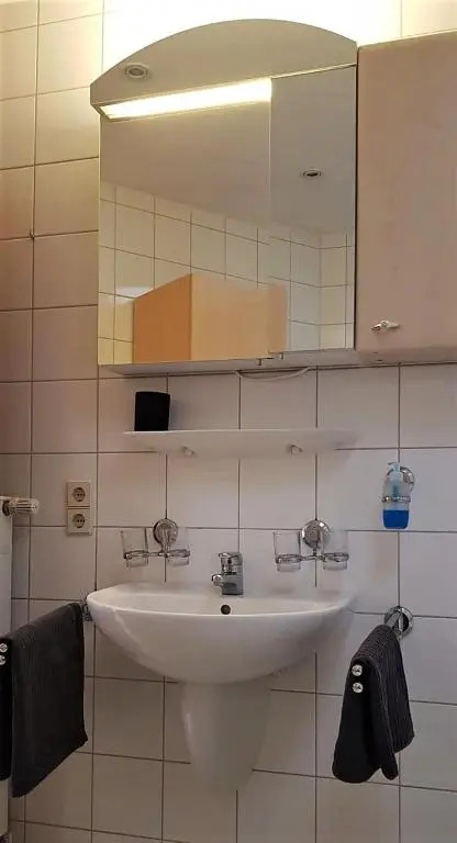 Gastewohnung 4-Raum Wohnung Fur 2-8 Personen