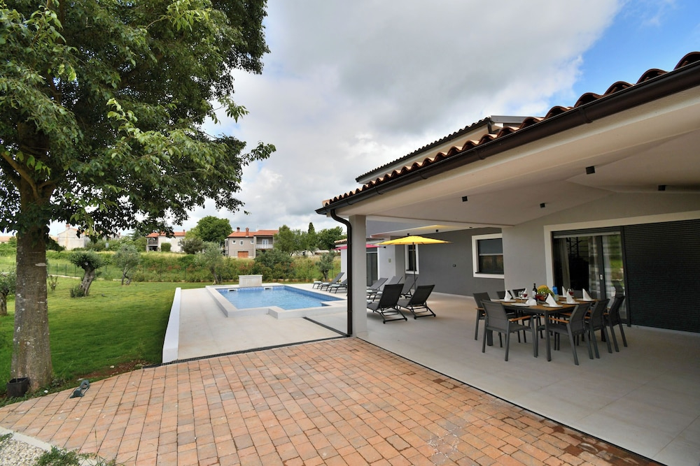 Villa Vala