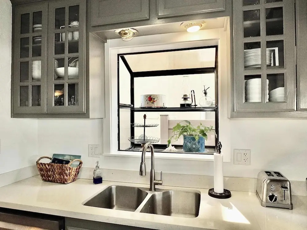Park Avenue Beach Paradise Chic & Secluded 4 BDR