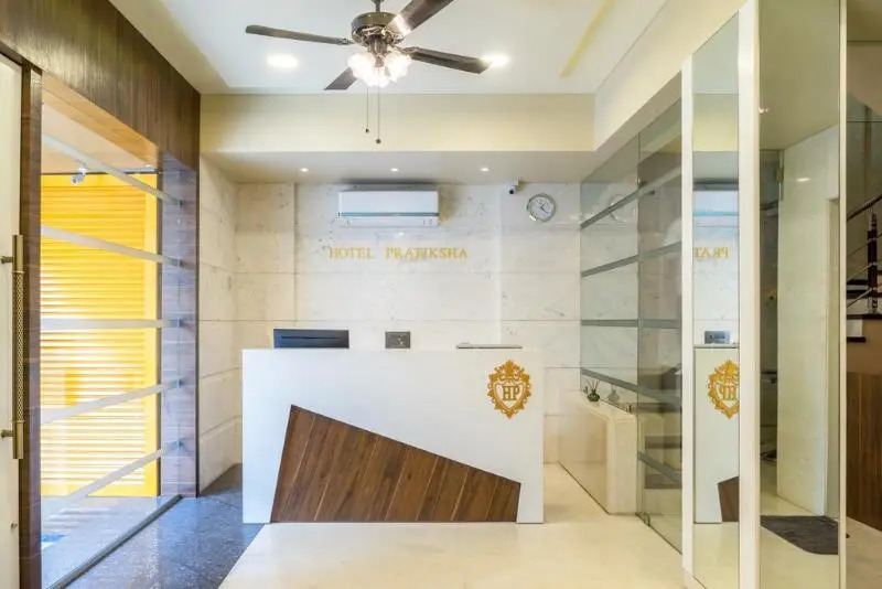 HOTEL PRATIKSHA RESIDENCY