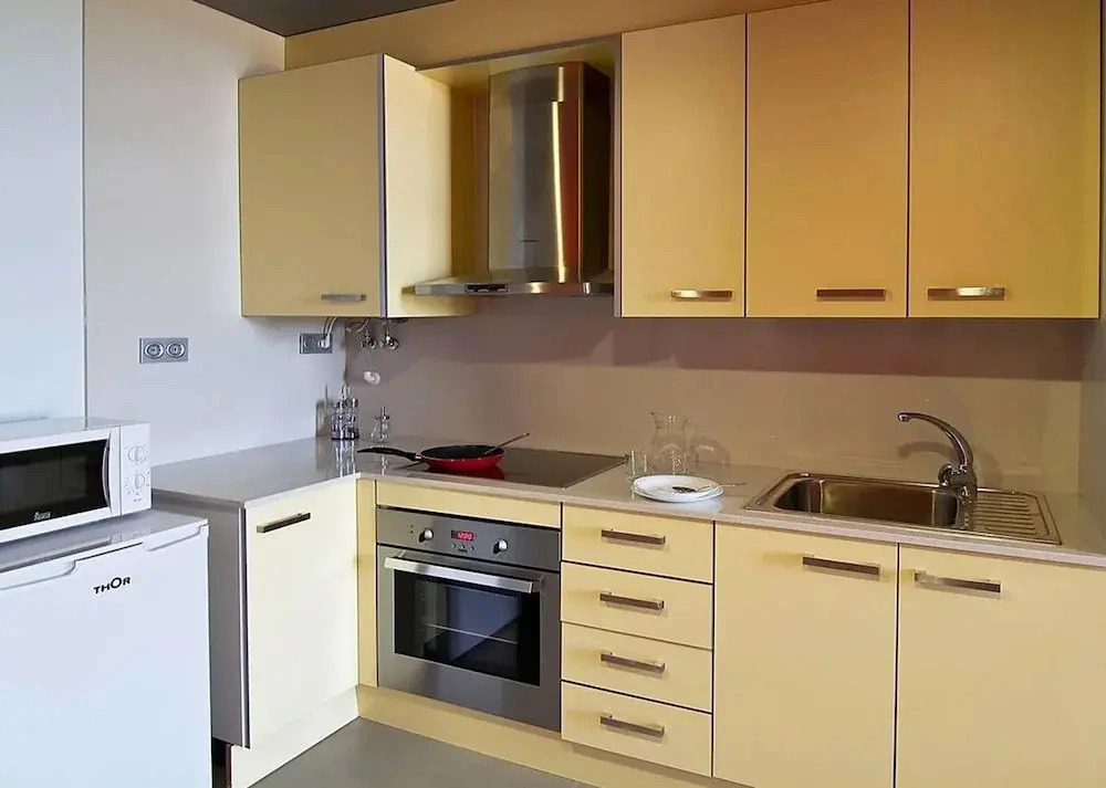 Apartment on Costa Dorada Near the Beach