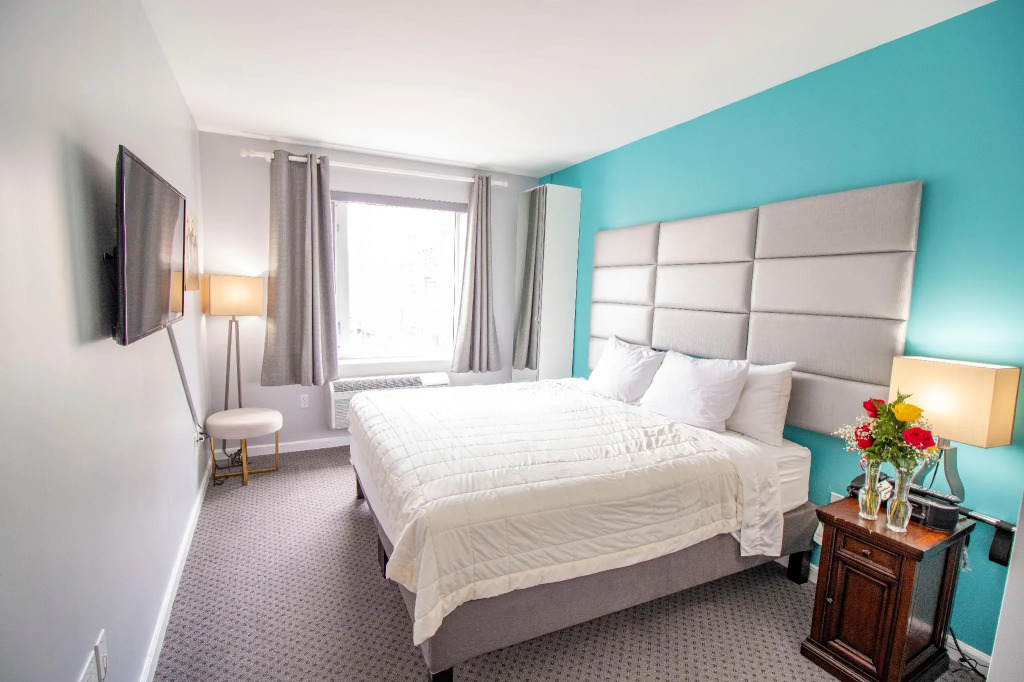 Canal Loft Hotel