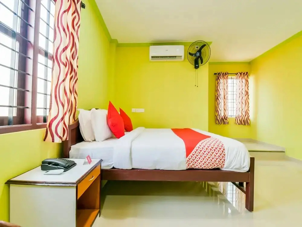 Anchor House by OYO Rooms